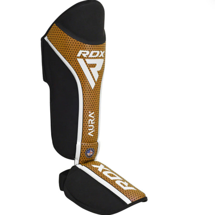 מגני שוקיים אאורה | RDX  Shin Instep Aura Plus T-17