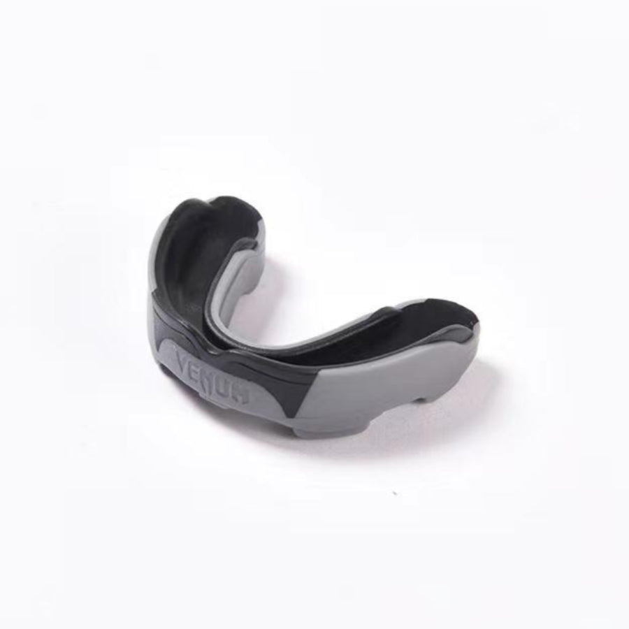 Venum Mouth Guards | מגני שיניים מקצועיים ונום