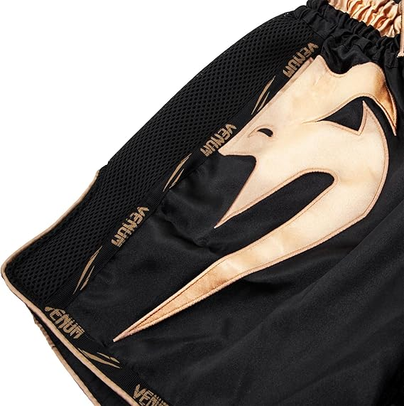 Venum professional boxing short | מכנס אגרוף ונום זהב ושחור